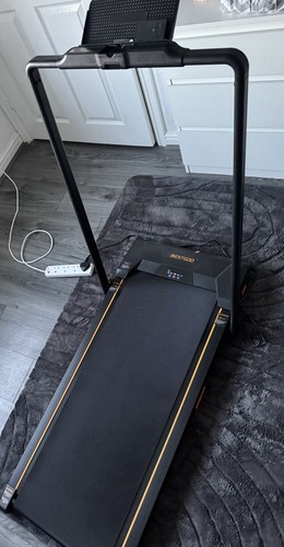 Incline treadmill with - incline,